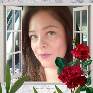 Meet your Posher, Claudia